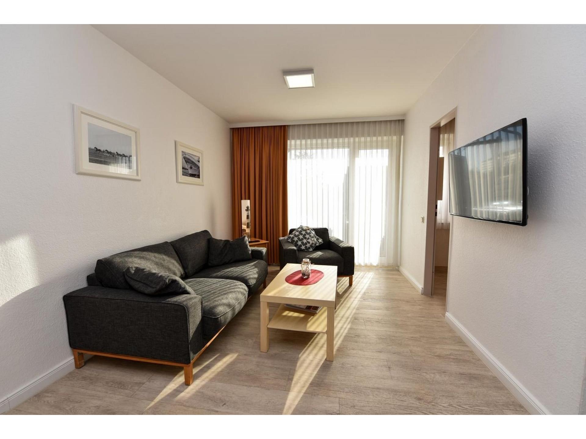 Ferienwohnung  NW 20  mit Terrasse