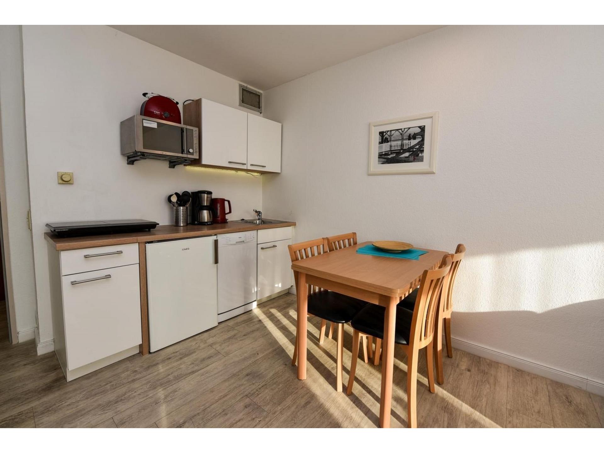 Ferienwohnung  NW 20  mit Terrasse Foto 6