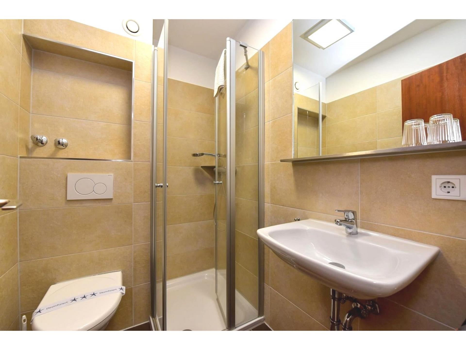 Ferienwohnung  NW 24  Meerblick  mit Terrasse Foto 9