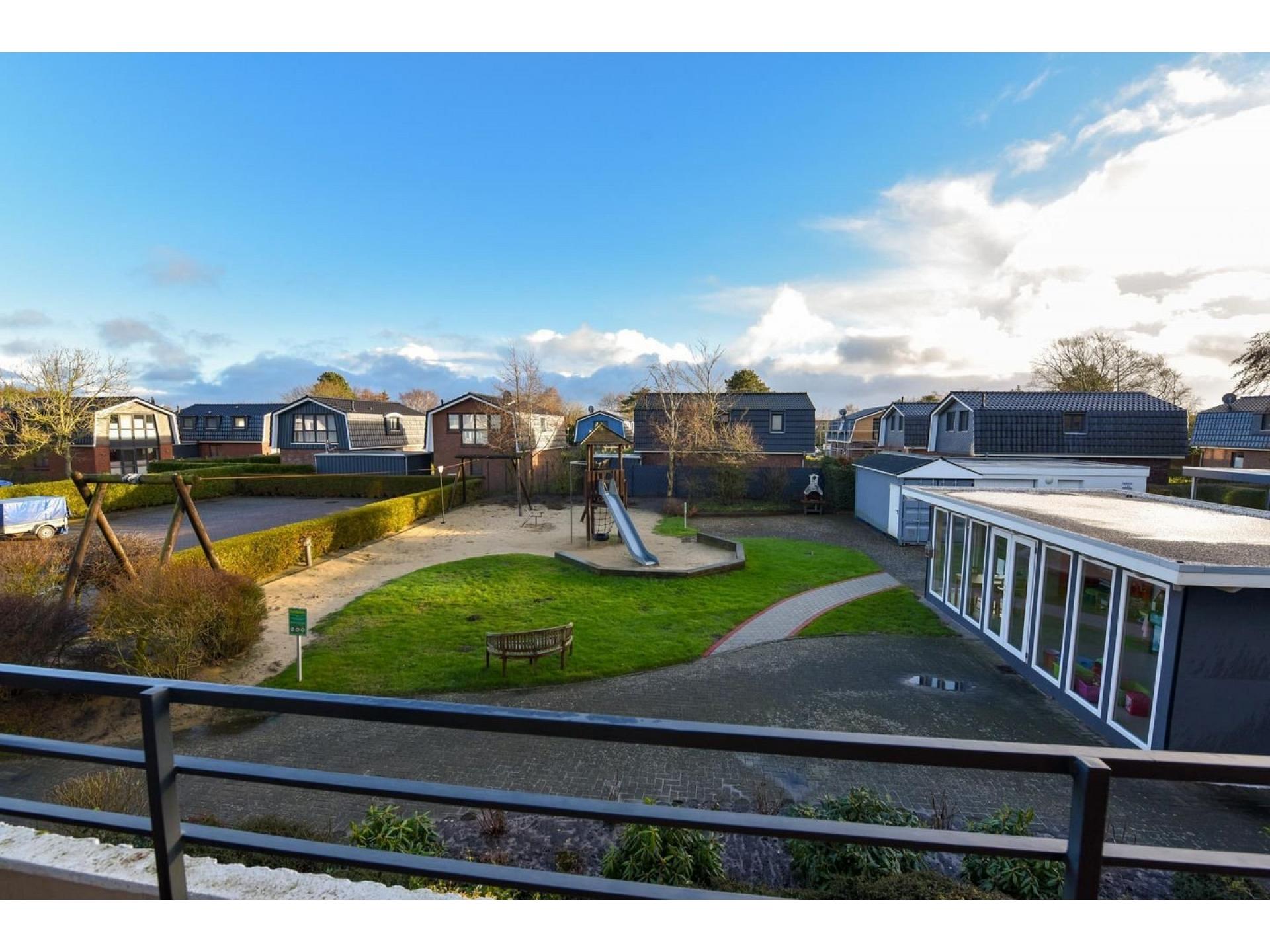 Ferienwohnung  NW 27 mit Balkon Foto 15