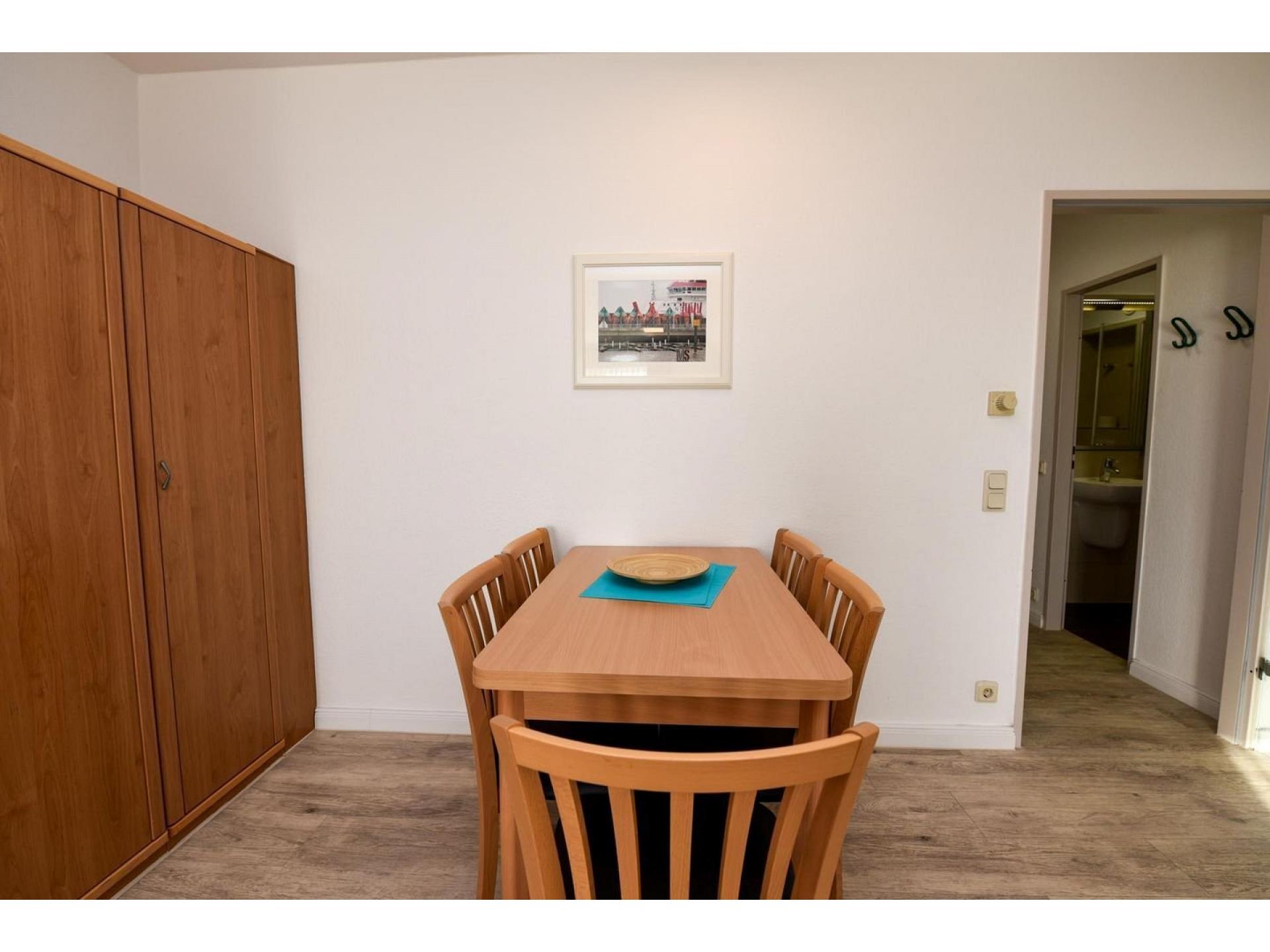 Ferienwohnung  NW 45 mit Balkon Foto 8