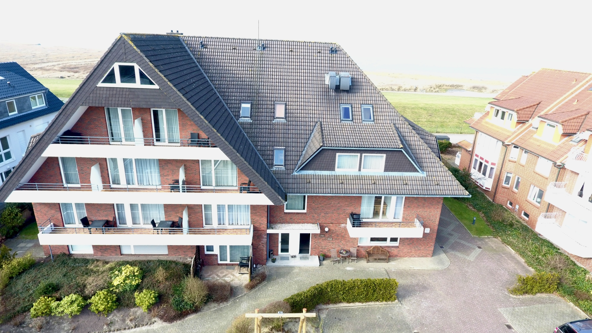 Nige Wark - Header