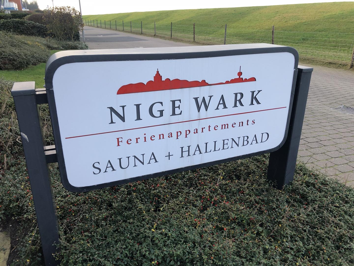 Nige Wark - Header